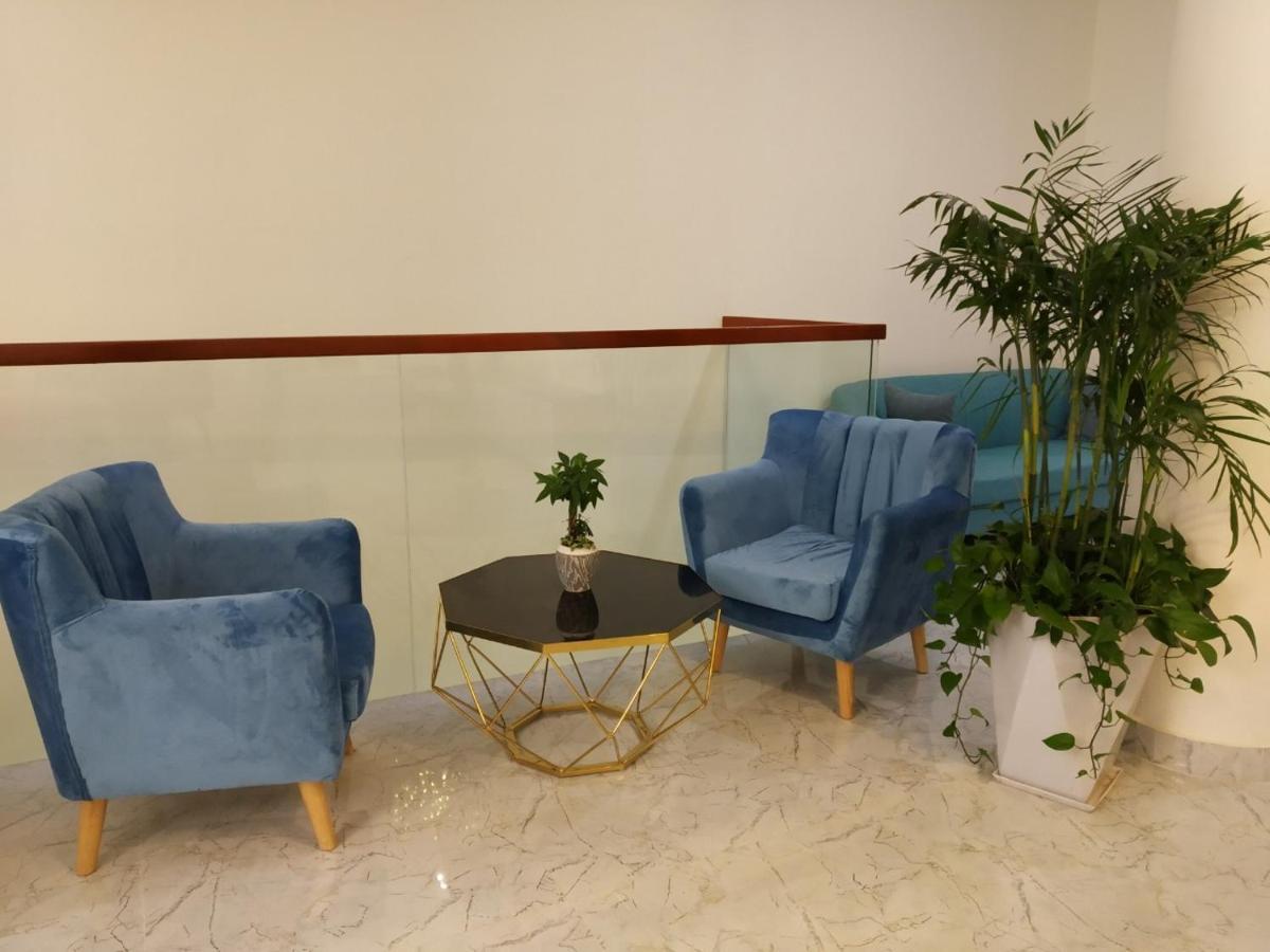 Vy Anh Hotel Да Лат Екстериор снимка